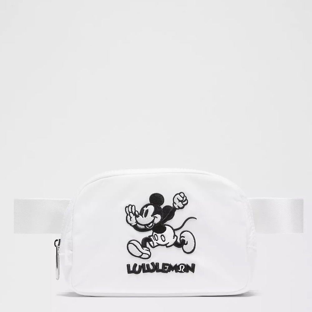 SOLD OUT Disney x Lululemon 1L White Mickey Mouse Belt Bag